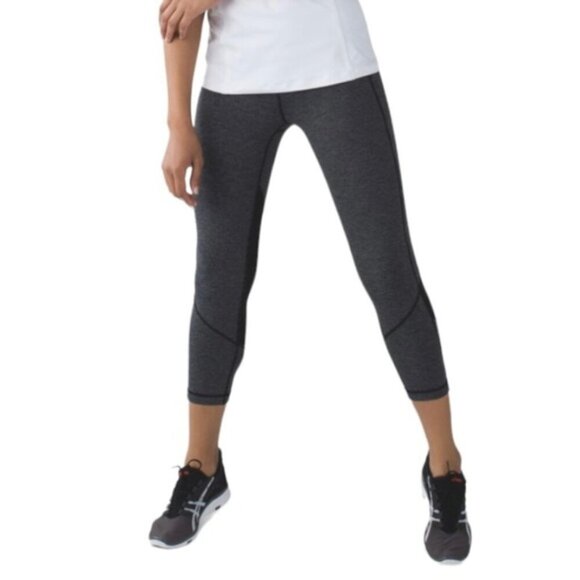 Lululemon Pace Rival CropWee Stripe Exploded So Fly Butterfly Angel Wing Black - Picture 3 of 14